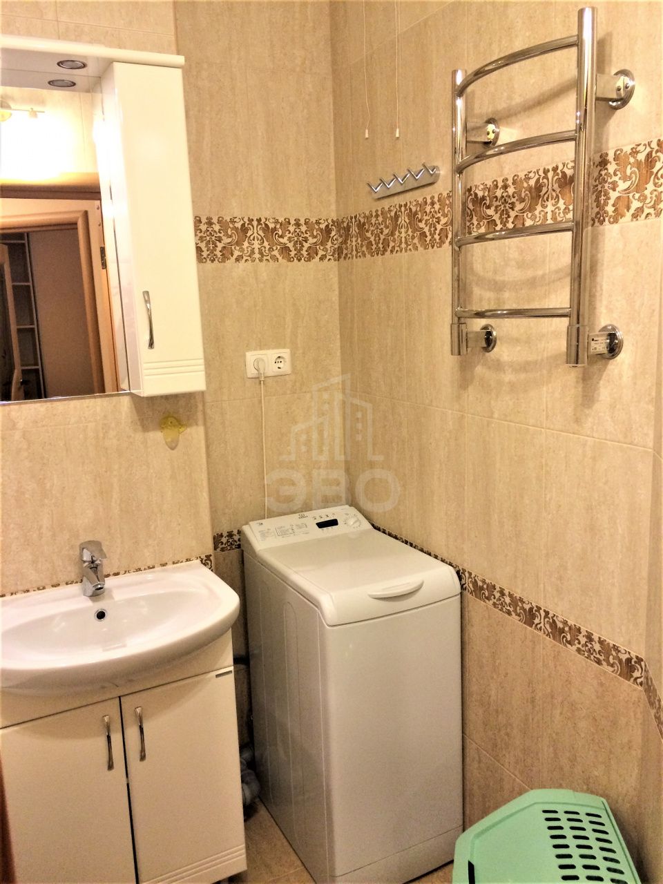 однокомнатная квартира в Санкт-Петербурге по адресу: Есенина ул., 1, к 1