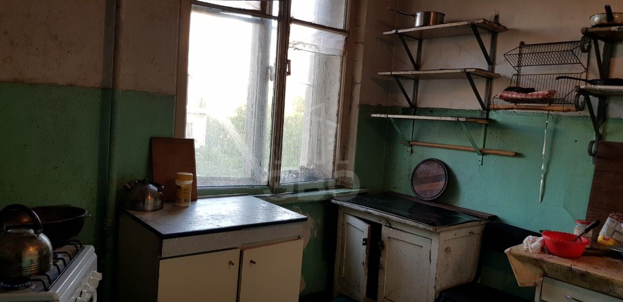 комната в Санкт-Петербурге по адресу: Ткачей ул., 4