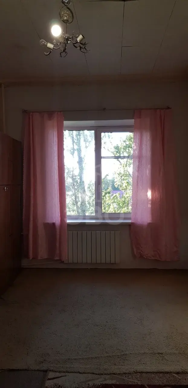 комната в Санкт-Петербурге по адресу: Ткачей ул., 4