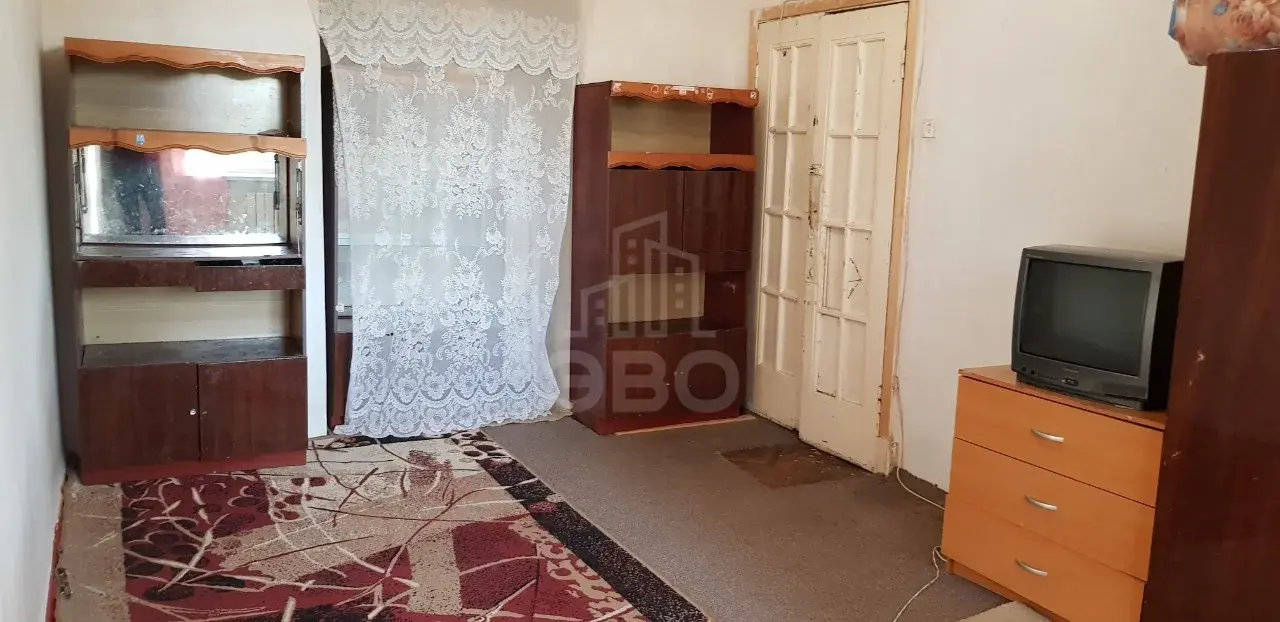 комната в Санкт-Петербурге по адресу: Ткачей ул., 4