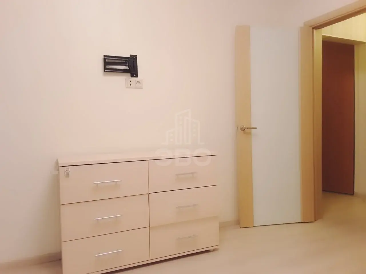 однокомнатная квартира в Санкт-Петербурге по адресу: Карпинского ул., 33, к 1