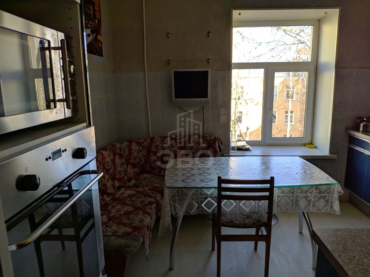 двухкомнатная квартира в Санкт-Петербурге по адресу: 1-я Красноармейская ул., 8/10