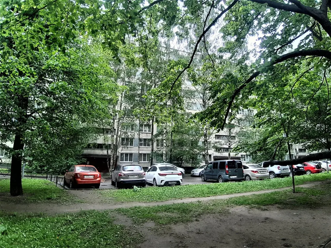 двухкомнатная квартира в Санкт-Петербурге по адресу: Вавиловых ул., 7, к 2