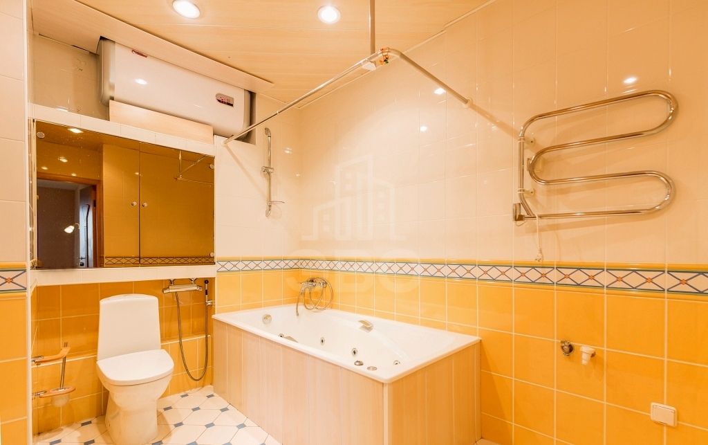 многокомнатная квартира в Санкт-Петербурге по адресу: ул Курчатова д 6 к 4