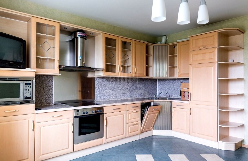 многокомнатная квартира в Санкт-Петербурге по адресу: ул Курчатова д 6 к 4