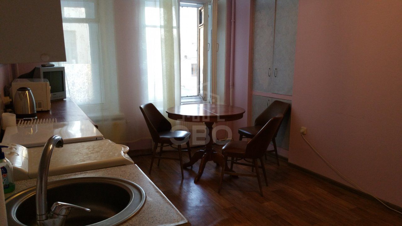 двухкомнатная квартира в Санкт-Петербурге по адресу: Мытнинская ул., 15