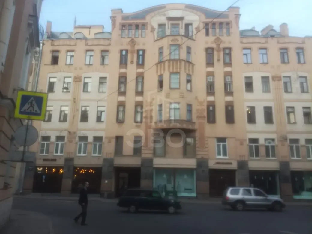 комната в Санкт-Петербурге по адресу: Вознесенский проспект, 18