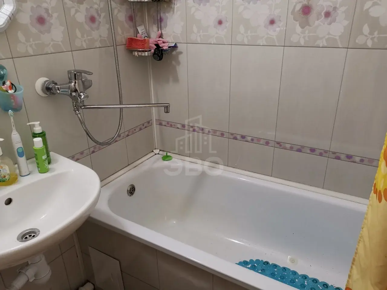 однокомнатная квартира в Санкт-Петербурге по адресу: Федора Абрамова ул., 15