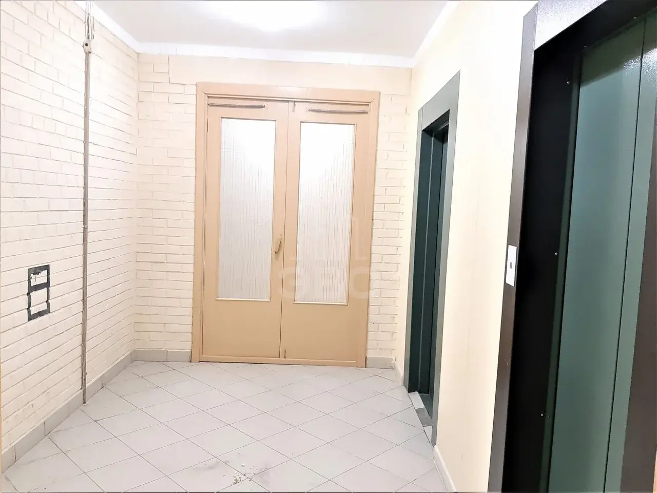 трехкомнатная квартира в Санкт-Петербурге по адресу: Науки проспект, 63