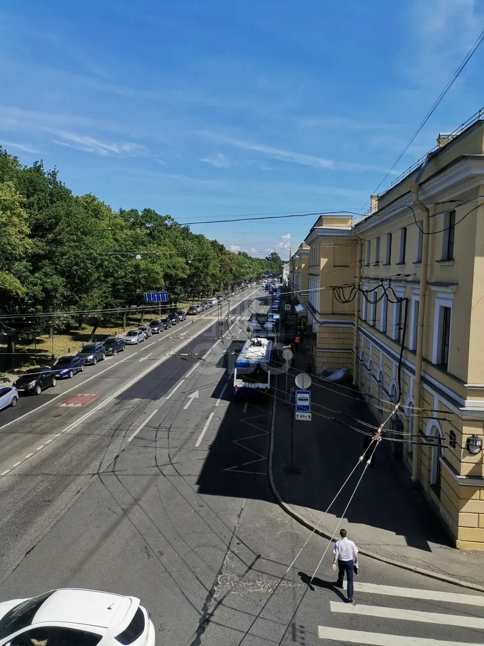 трехкомнатная квартира в Санкт-Петербурге по адресу: Конногвардейский б-р., 6