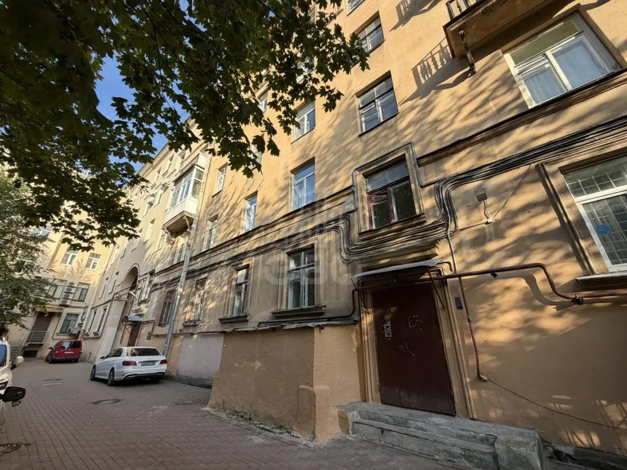 однокомнатная квартира в Санкт-Петербурге по адресу: Каменноостровский проспект, 42, литера б