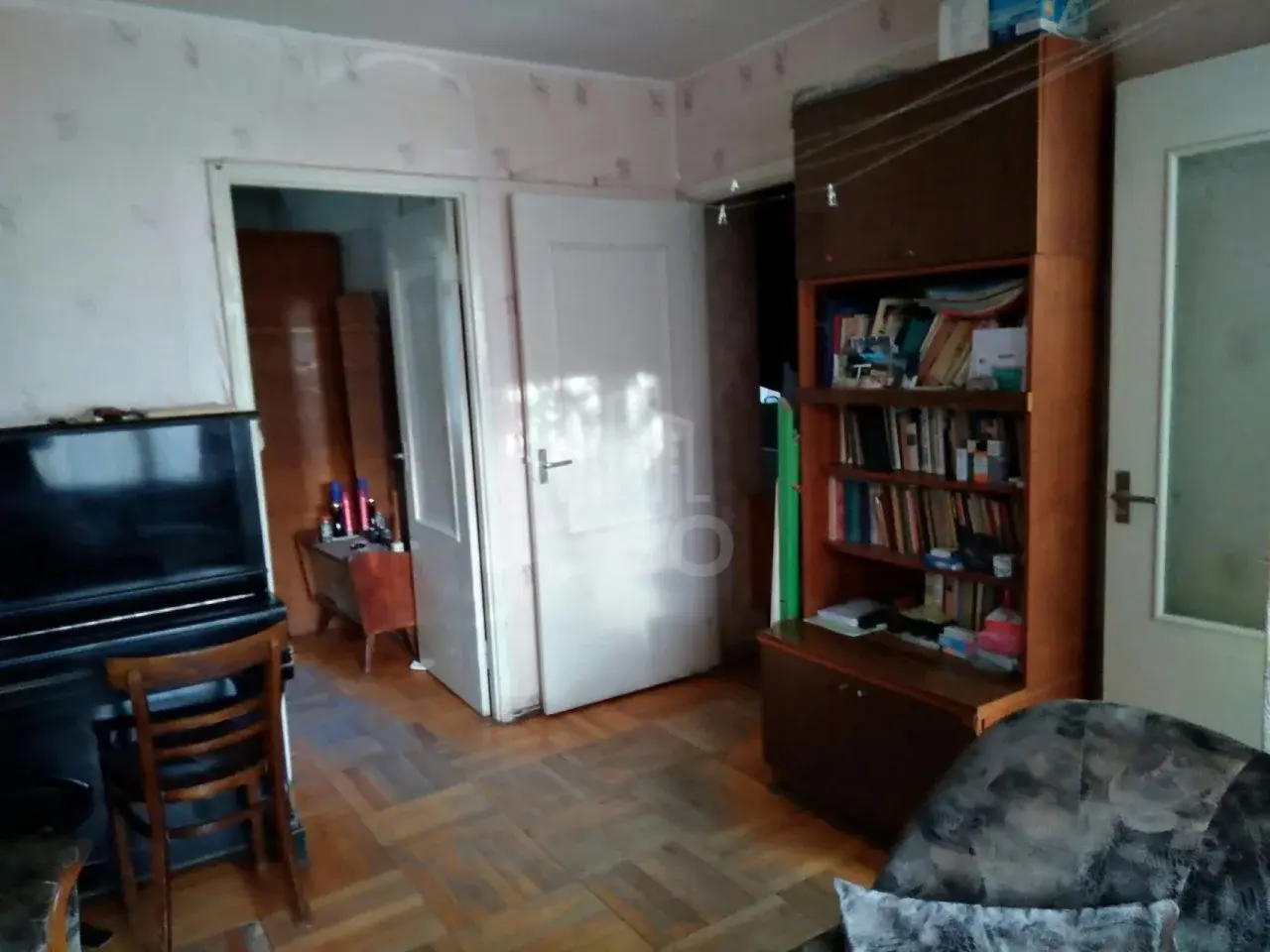 трехкомнатная квартира в Санкт-Петербурге по адресу: Танкиста Хрустицкого ул., 23