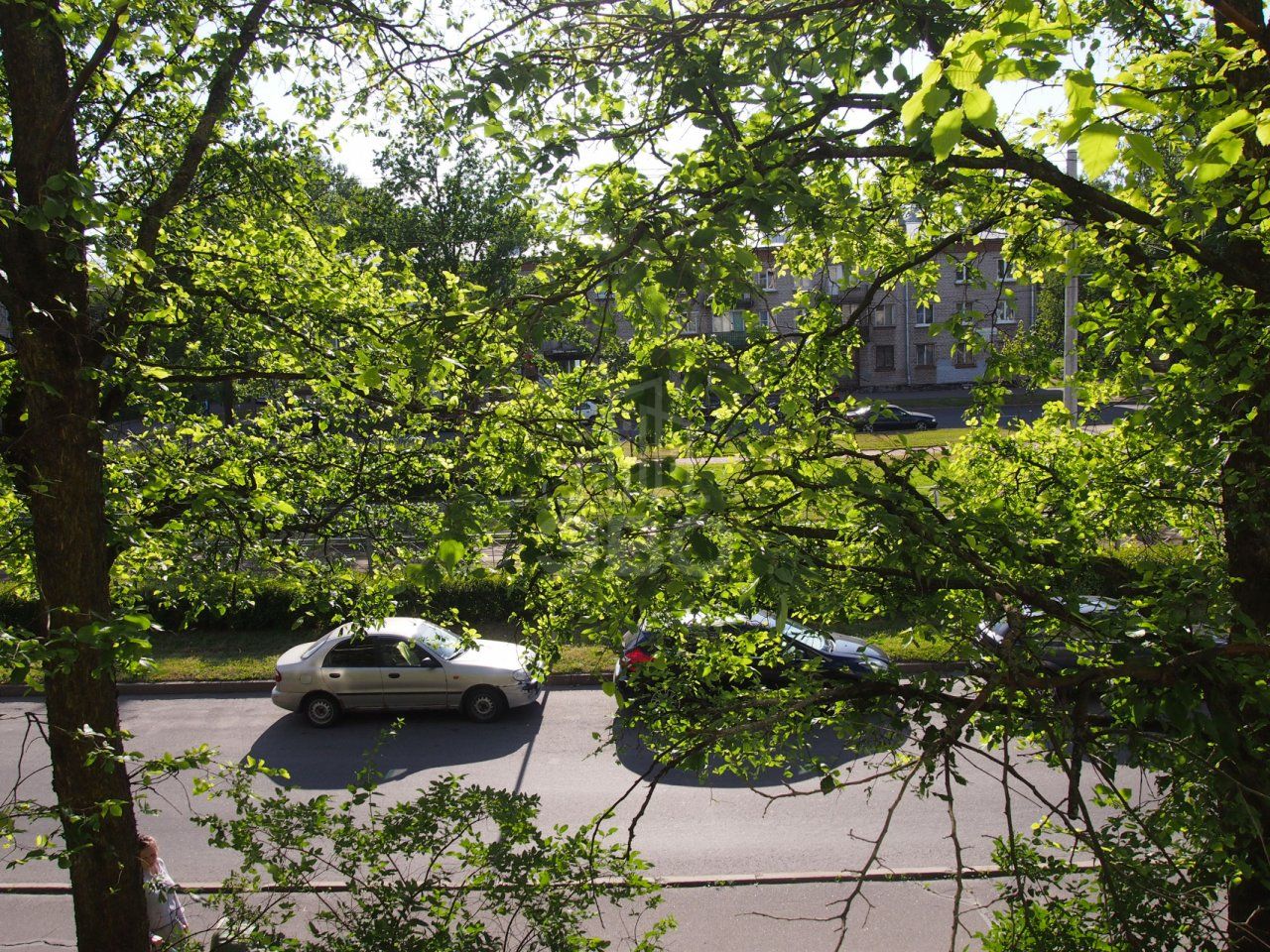 четырехкомнатная квартира в Санкт-Петербурге по адресу: Пограничника Гарькавого ул., 48, к 1
