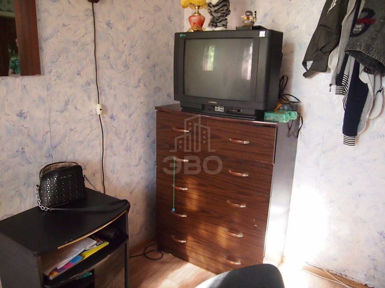 четырехкомнатная квартира в Санкт-Петербурге по адресу: Пограничника Гарькавого ул., 48, к 1