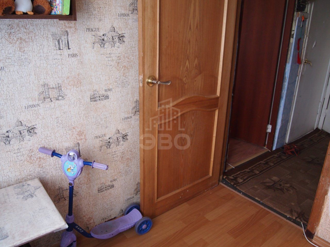 четырехкомнатная квартира в Санкт-Петербурге по адресу: Пограничника Гарькавого ул., 48, к 1