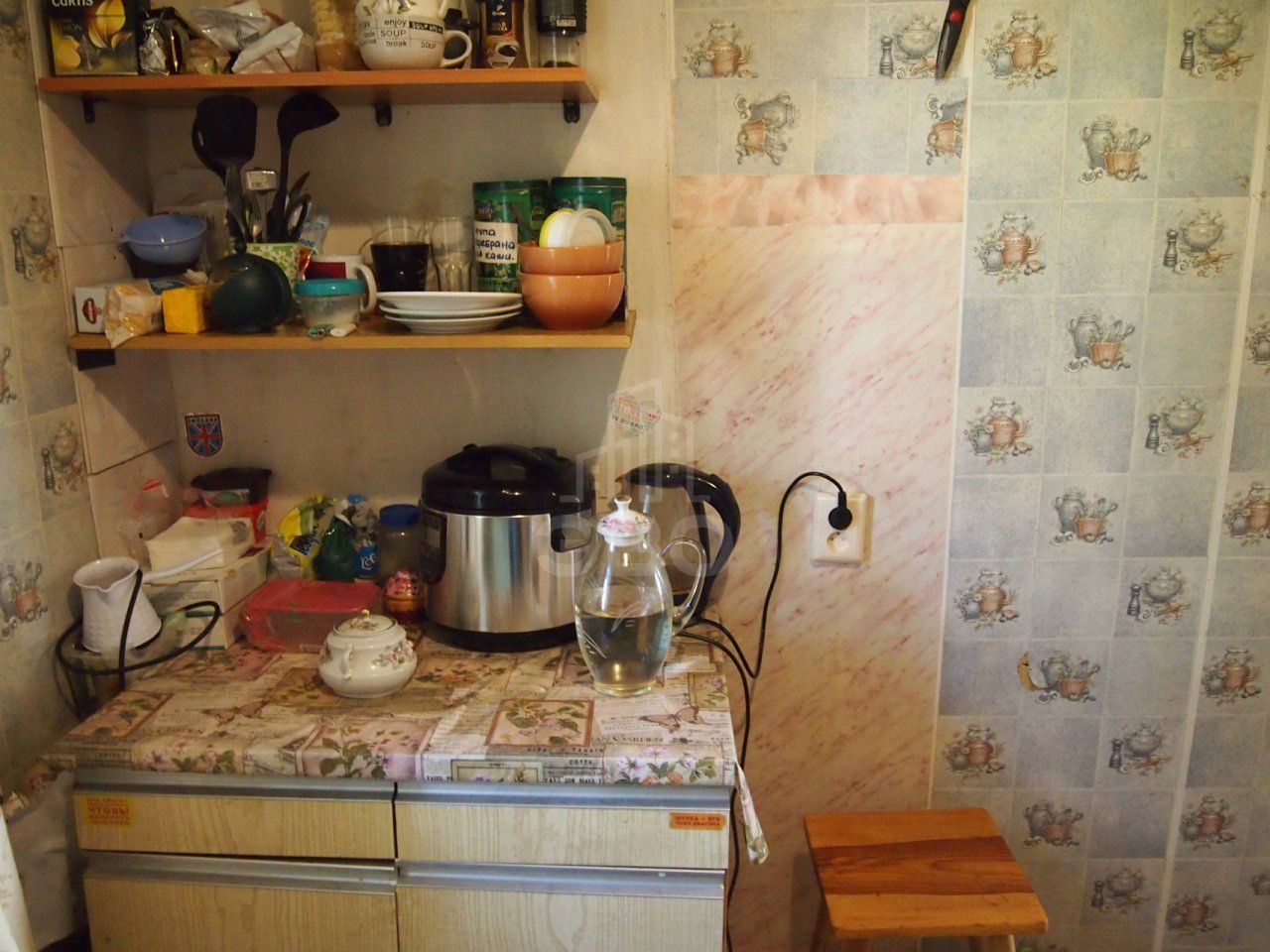 четырехкомнатная квартира в Санкт-Петербурге по адресу: Пограничника Гарькавого ул., 48, к 1