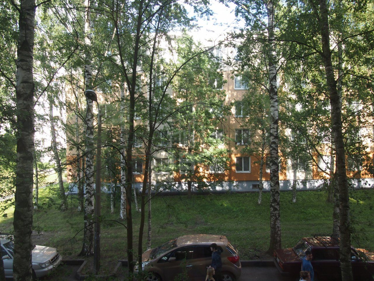 четырехкомнатная квартира в Санкт-Петербурге по адресу: Пограничника Гарькавого ул., 48, к 1