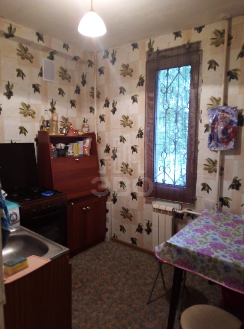 четырехкомнатная квартира в Санкт-Петербурге по адресу: Пограничника Гарькавого ул., 48, к 1