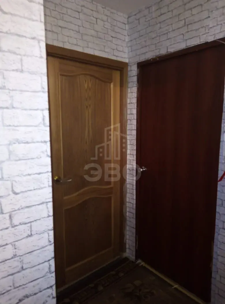 четырехкомнатная квартира в Санкт-Петербурге по адресу: Пограничника Гарькавого ул., 48, к 1