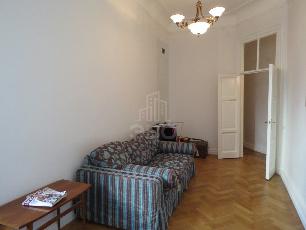 четырехкомнатная квартира в Санкт-Петербурге по адресу: Маяковского ул., 36-38