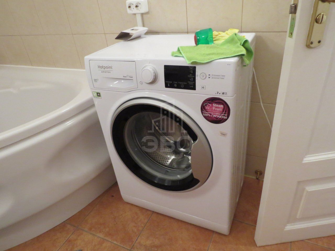 четырехкомнатная квартира в Санкт-Петербурге по адресу: Маяковского ул., 36-38