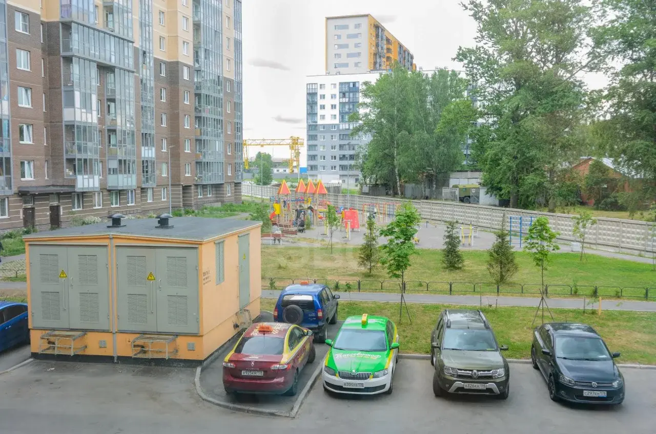двухкомнатная квартира в Санкт-Петербурге по адресу: Ковалевская ул., 20, к 3
