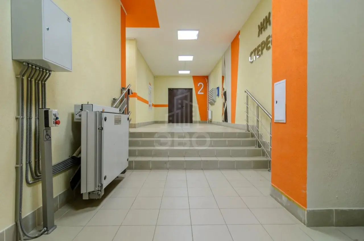 двухкомнатная квартира в Санкт-Петербурге по адресу: Ковалевская ул., 20, к 3