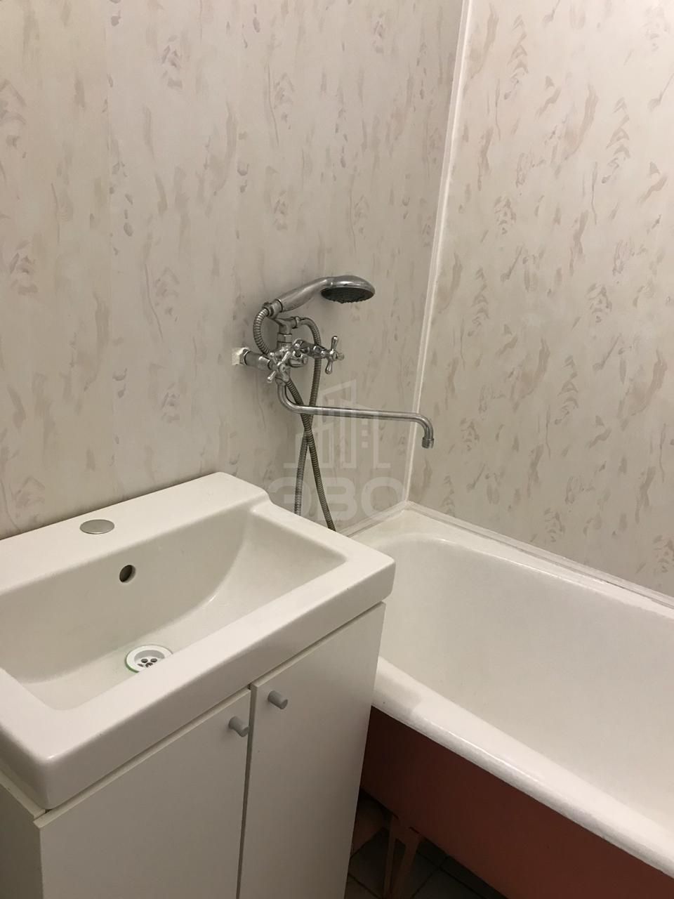 двухкомнатная квартира в Санкт-Петербурге по адресу: Вячеслава Шишкова ул., 14