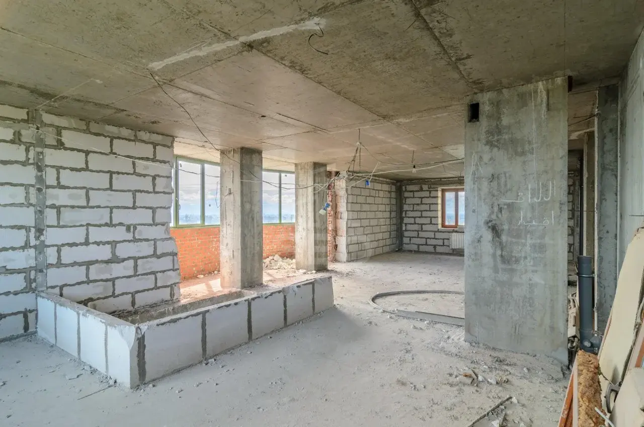 трехкомнатная квартира в Санкт-Петербурге по адресу: Фермское ш., 32