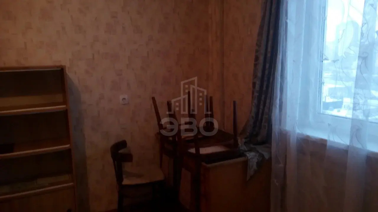 комната в Санкт-Петербурге по адресу: Школьная ул., 110, к 1