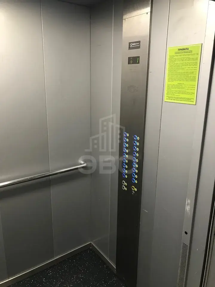 однокомнатная квартира в Санкт-Петербурге по адресу: Крыленко ул., 1, к 1