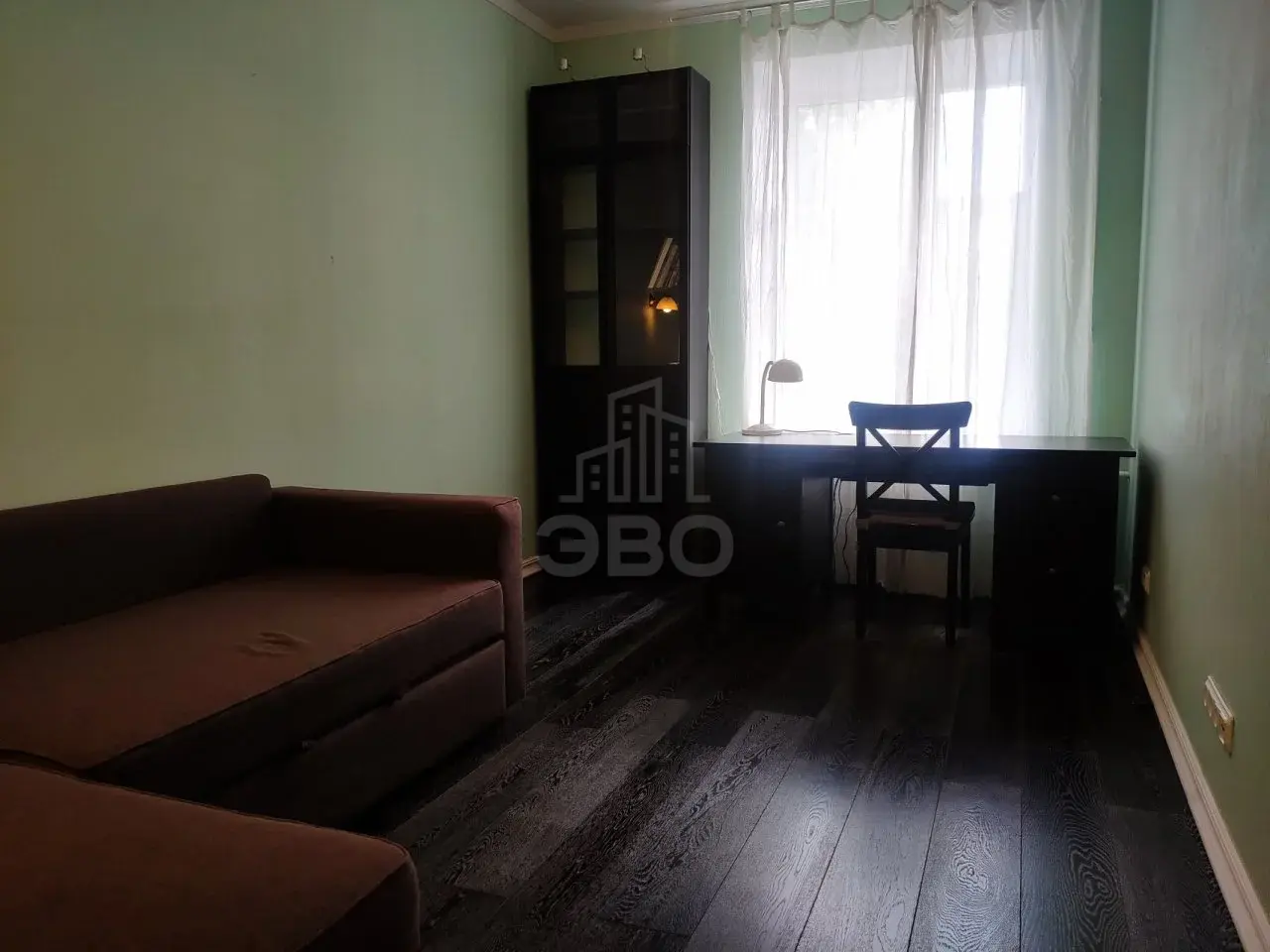 трехкомнатная квартира в Санкт-Петербурге по адресу: Мытнинский пер., 10