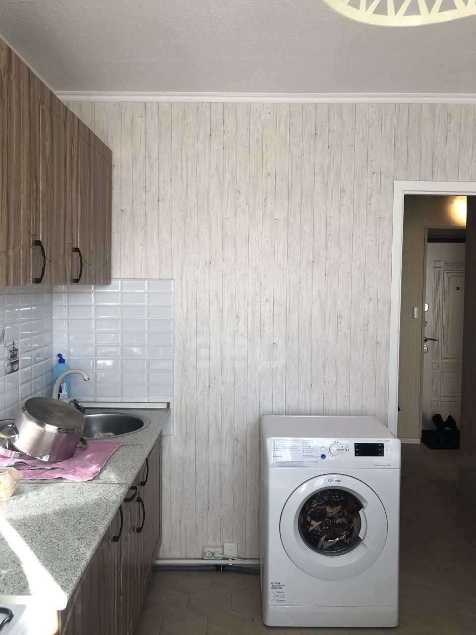 двухкомнатная квартира в Санкт-Петербурге по адресу: Ветеранов проспект, 143, к 1