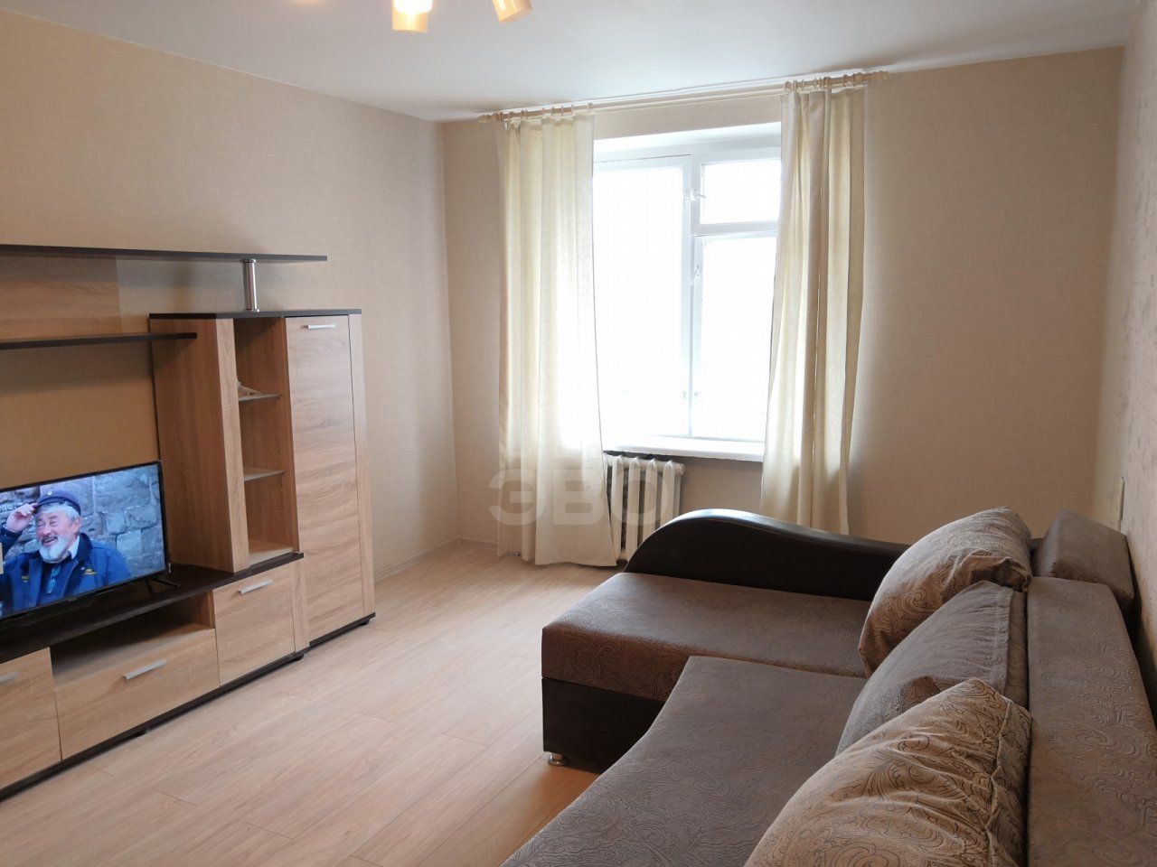 двухкомнатная квартира в Санкт-Петербурге по адресу: Ветеранов проспект, 143, к 1