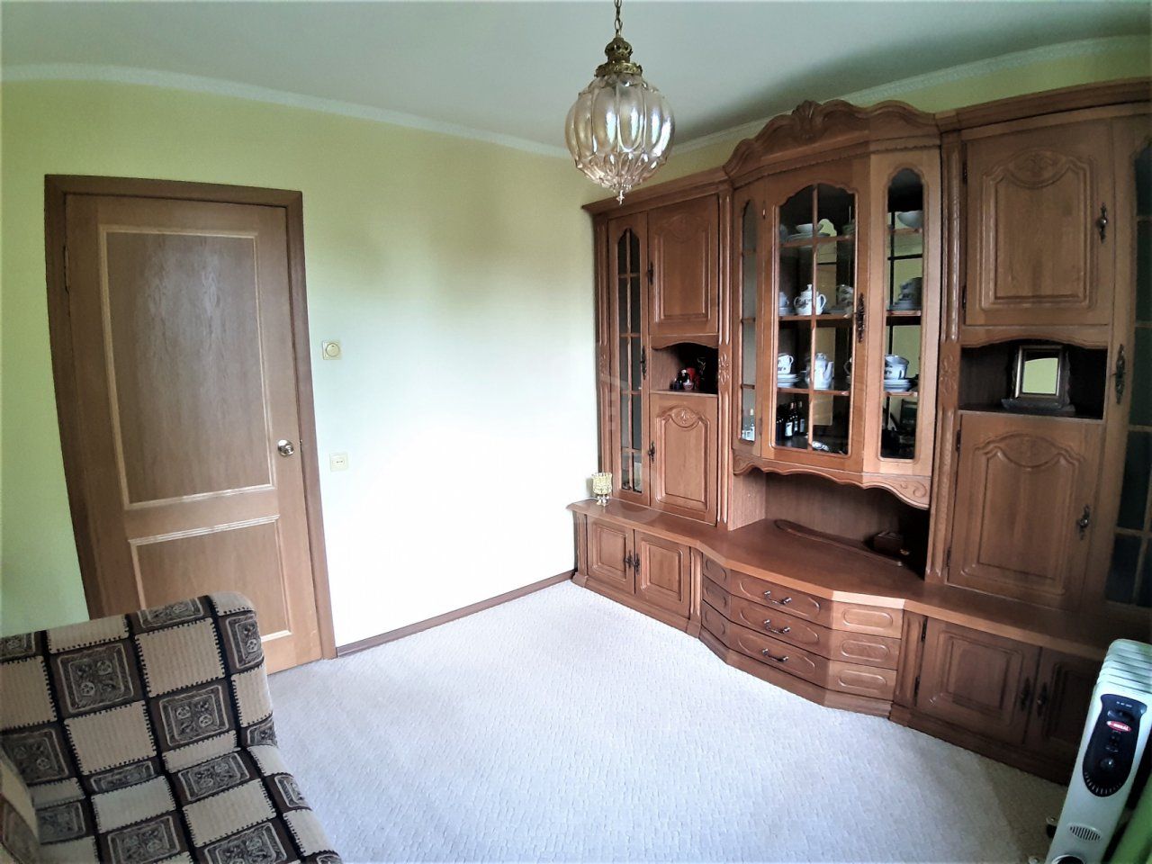 трехкомнатная квартира в Санкт-Петербурге по адресу: Замшина ул., 62