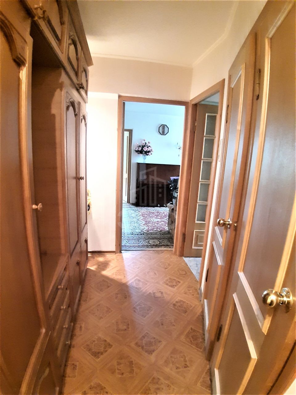 трехкомнатная квартира в Санкт-Петербурге по адресу: Замшина ул., 62