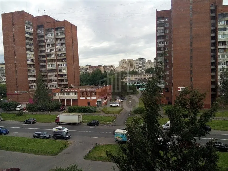 комната в Санкт-Петербурге по адресу: Ударников проспект, 18