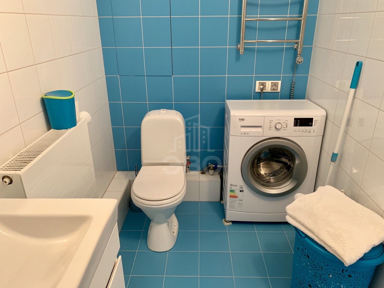 трехкомнатная квартира в Санкт-Петербурге по адресу: Оптиков ул., 34, к 1