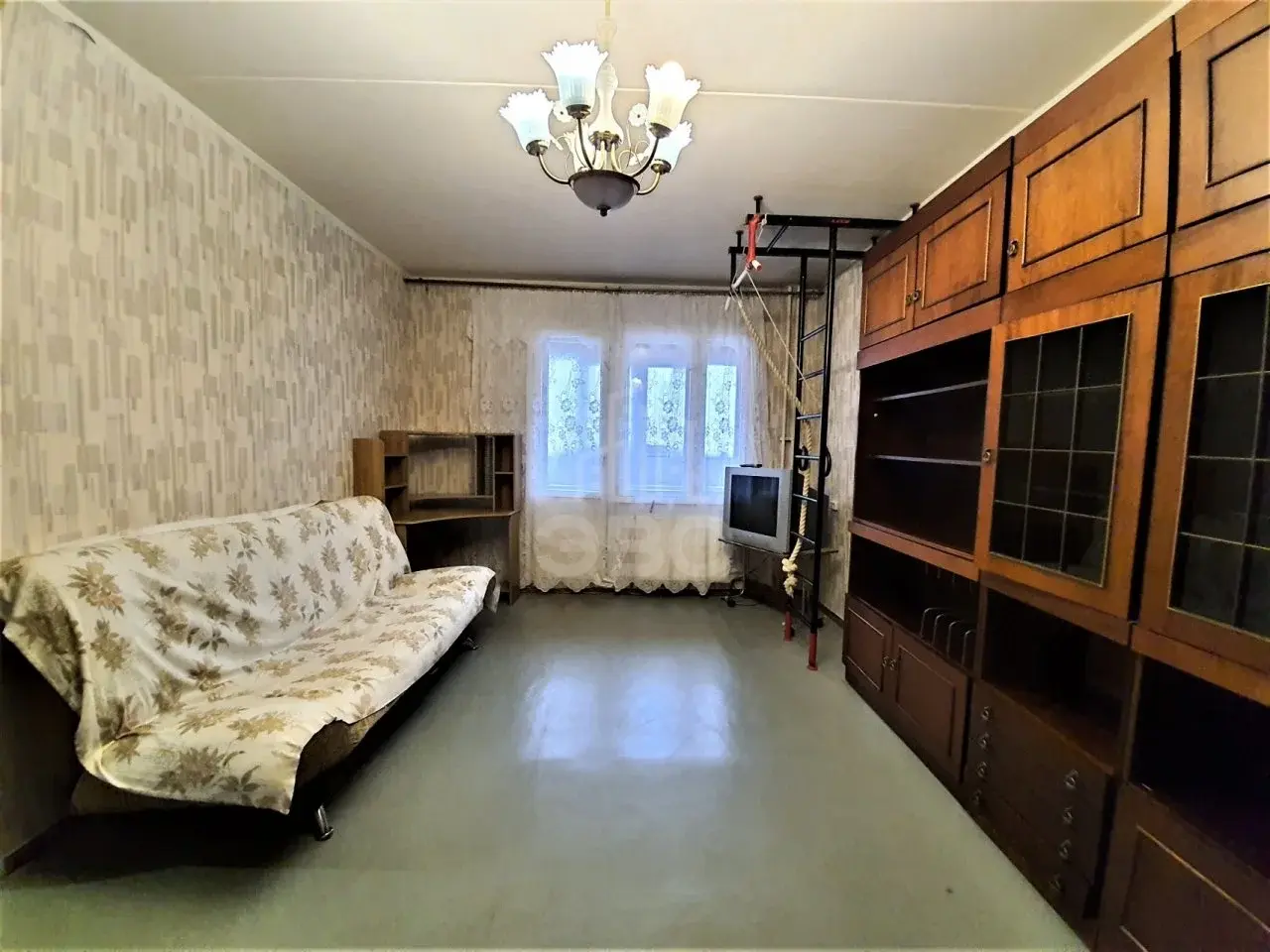 однокомнатная квартира в Санкт-Петербурге по адресу: Хошимина ул., 8, к 2