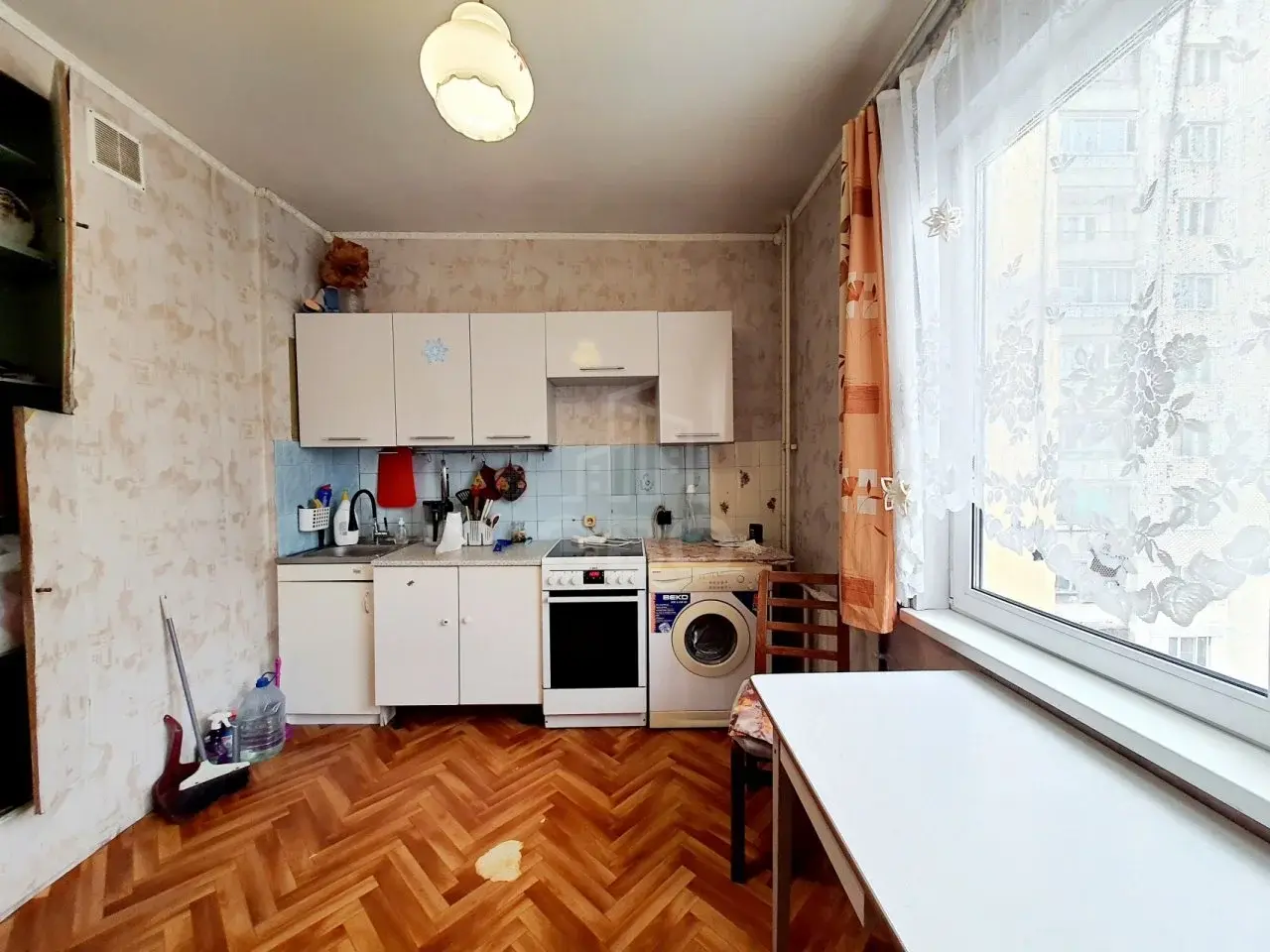 однокомнатная квартира в Санкт-Петербурге по адресу: Хошимина ул., 8, к 2