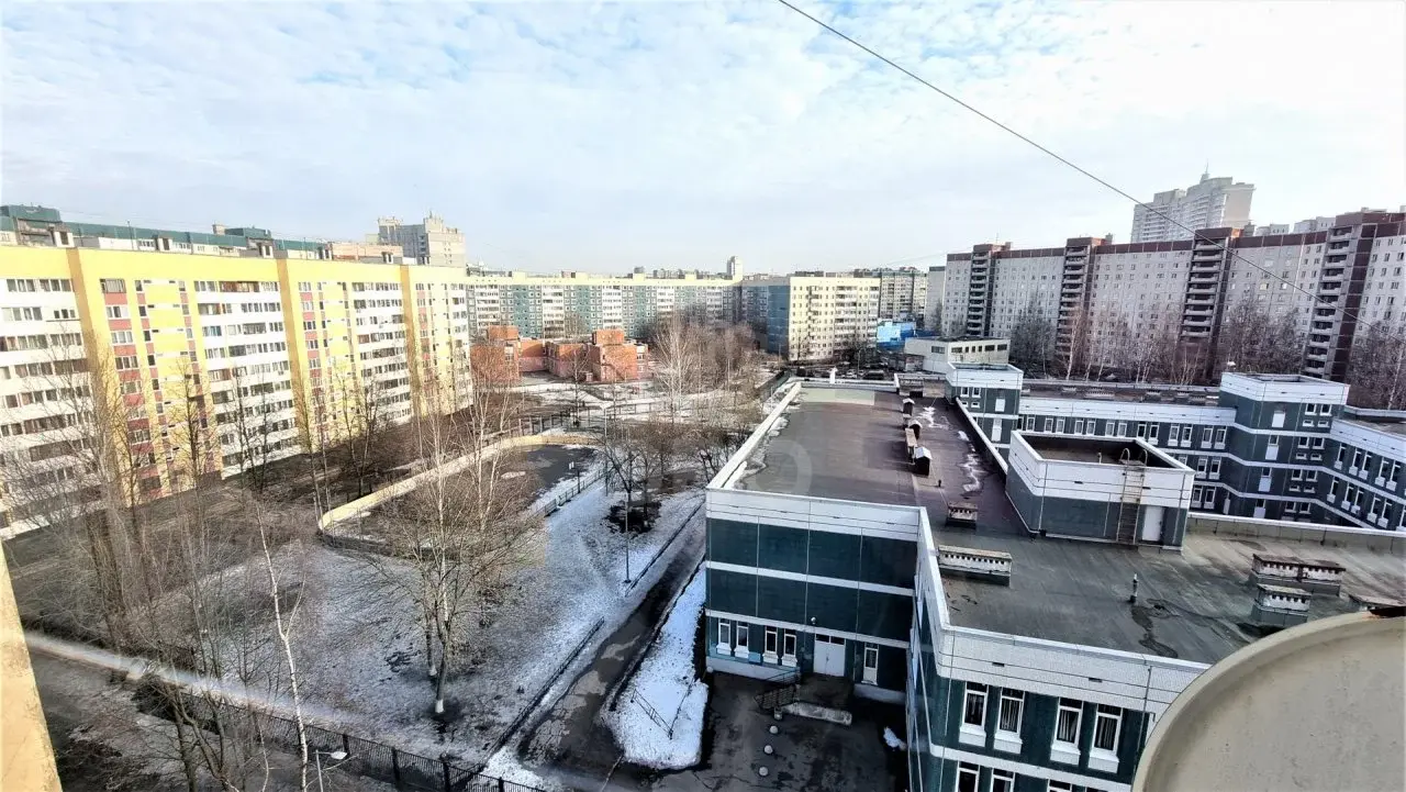 трехкомнатная квартира в Санкт-Петербурге по адресу: Королева проспект, 32, к 2