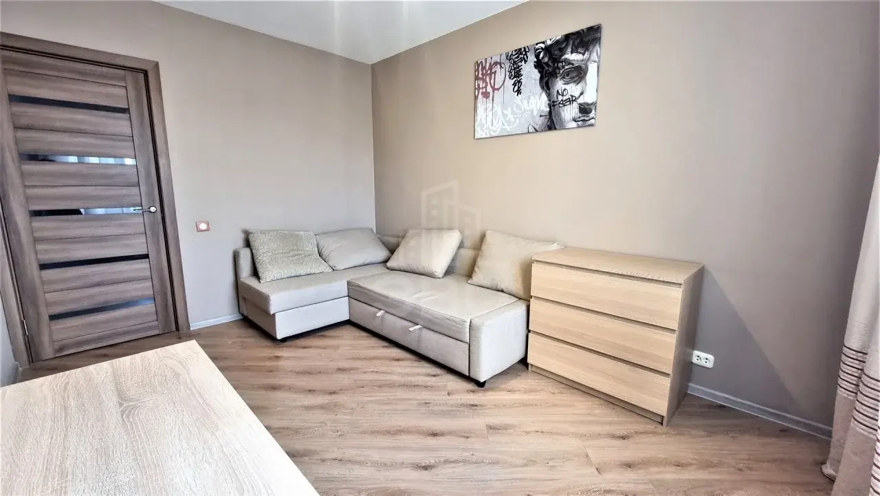 трехкомнатная квартира в Санкт-Петербурге по адресу: Королева проспект, 32, к 2