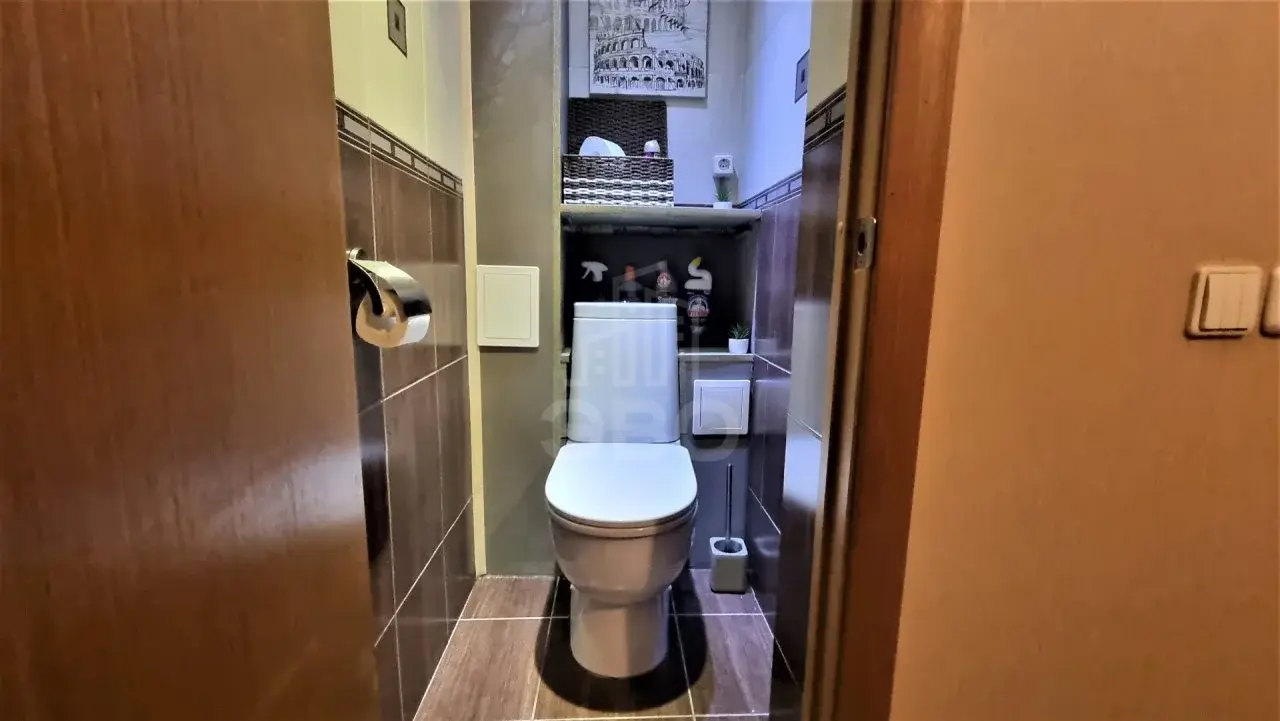 трехкомнатная квартира в Санкт-Петербурге по адресу: Королева проспект, 32, к 2
