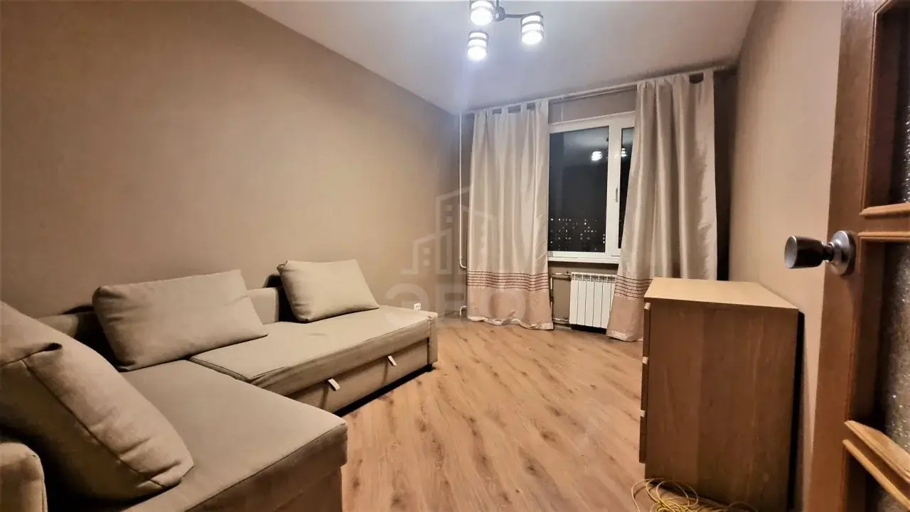 трехкомнатная квартира в Санкт-Петербурге по адресу: Королева проспект, 32, к 2