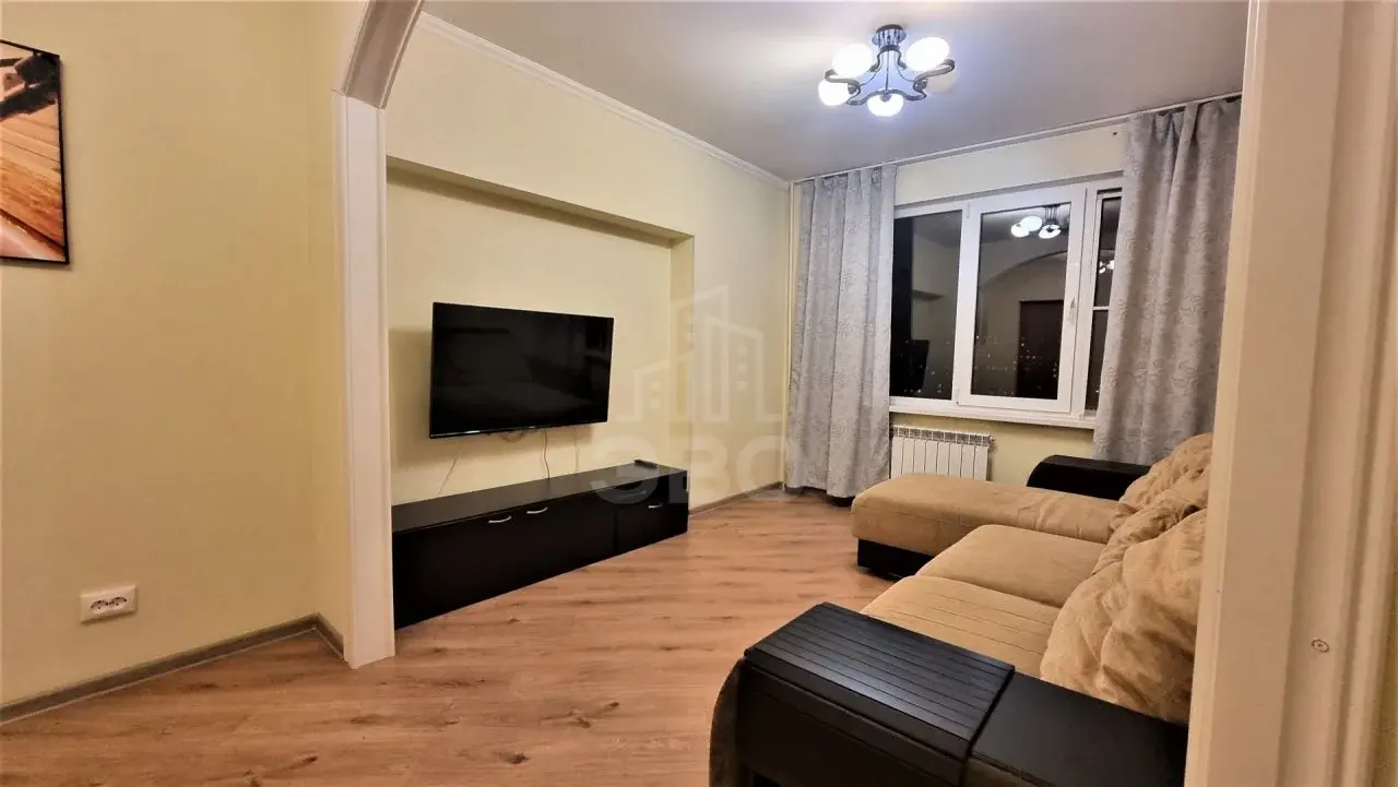трехкомнатная квартира в Санкт-Петербурге по адресу: Королева проспект, 32, к 2