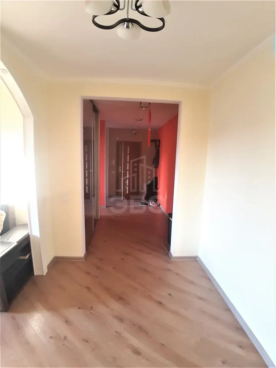 трехкомнатная квартира в Санкт-Петербурге по адресу: Королева проспект, 32, к 2