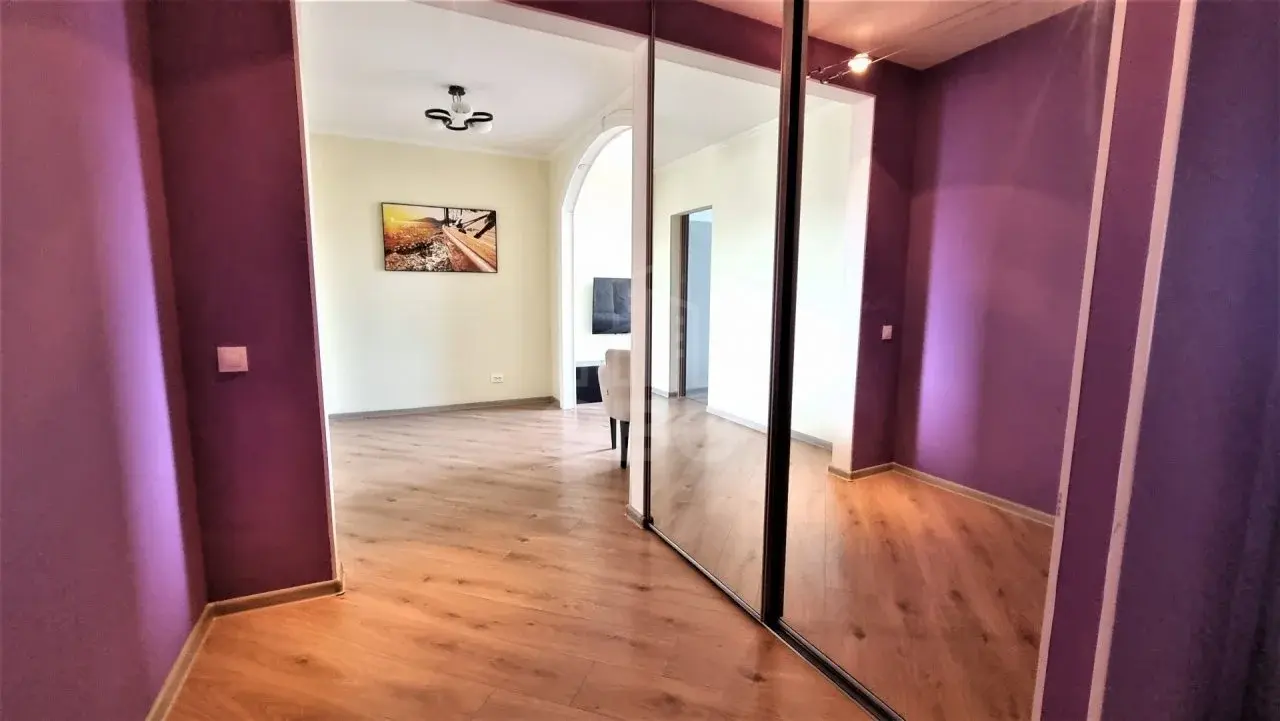 трехкомнатная квартира в Санкт-Петербурге по адресу: Королева проспект, 32, к 2