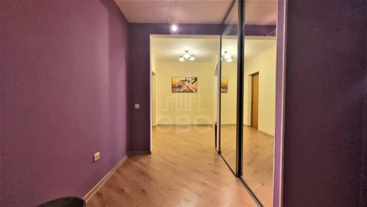 трехкомнатная квартира в Санкт-Петербурге по адресу: Королева проспект, 32, к 2