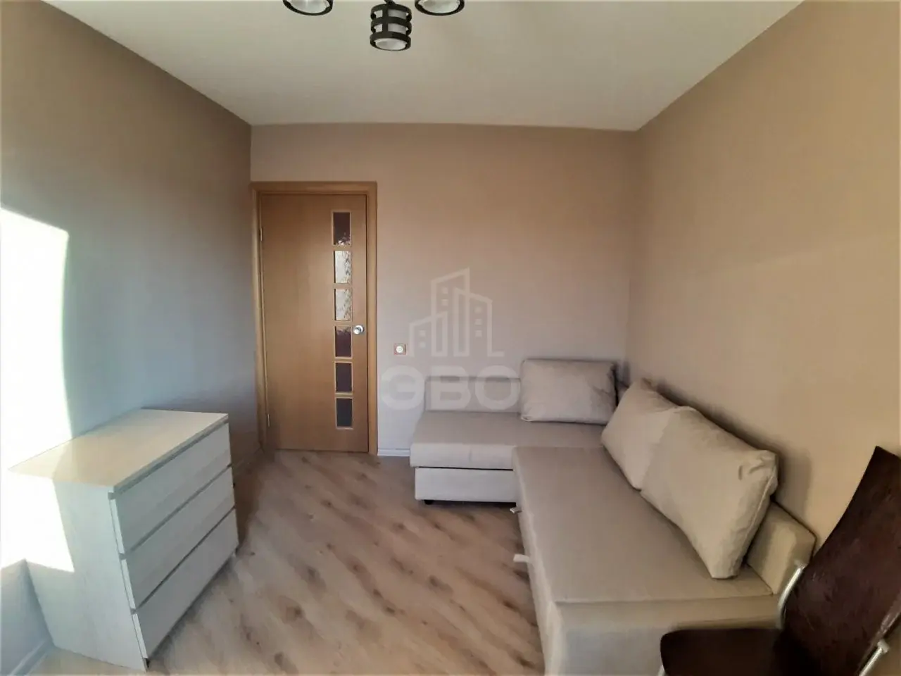 трехкомнатная квартира в Санкт-Петербурге по адресу: Королева проспект, 32, к 2