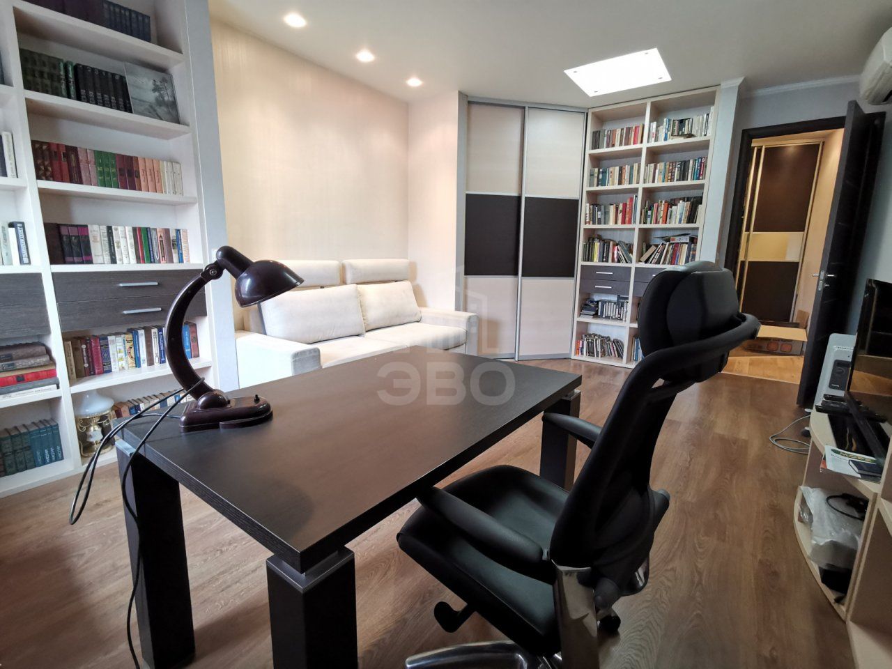 двухкомнатная квартира в Санкт-Петербурге по адресу: Ленинский проспект, 149, к 1